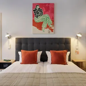 3* Otel Zur Stadt Mainz In Wuerzburger Innenstadt